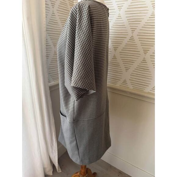 Lauren Ralph Lauren Large Petite Buckle Trim Jacquard Shift Dress in Brown - Picture 6 of 10